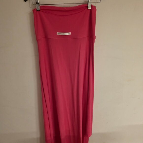 Dress - Picture 1 of 4